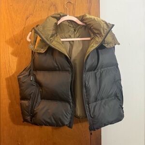 Zara puffer vest NWT